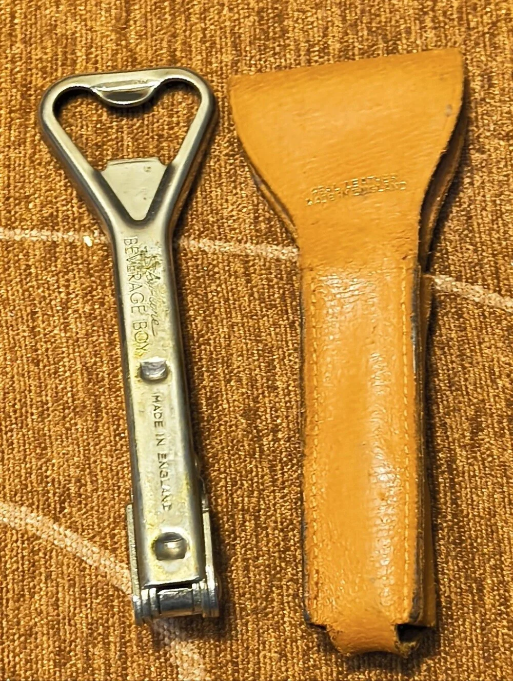 Vtg 3 in 1 Skyline Beverage Boy Barware Bottle Can Opener England & Leather Case